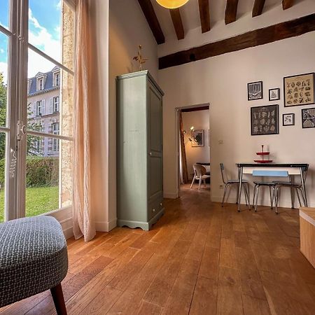 Apartamento Le Jardinet De La Cathedrale Chartres Exterior foto