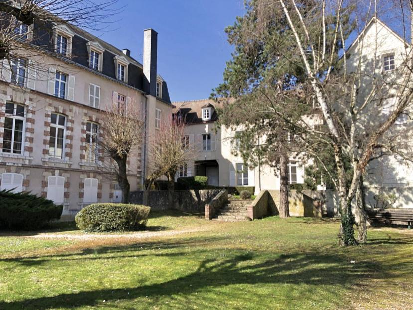 Apartamento Le Jardinet De La Cathedrale Chartres Exterior foto